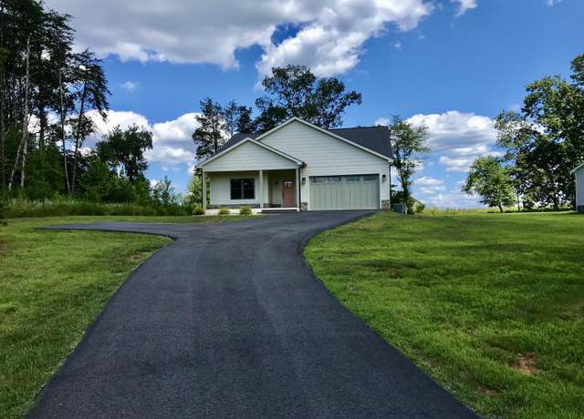 Property at 17 Alpine Dr, Union Hall, VA 24176, 3 beds, 2 baths