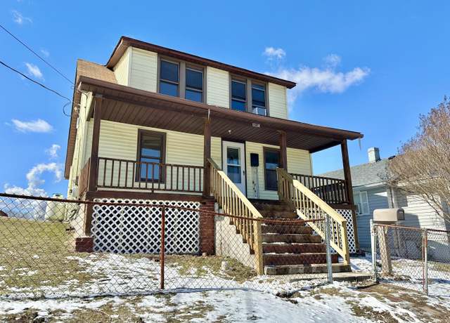 Property at 704 N Pocahontas Ave, Covington, VA 24426, 3 beds, 1 bath