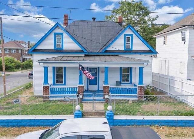 Property at 1002 Jamison Ave SE, Roanoke, VA 24013, 5 beds, 1 bath