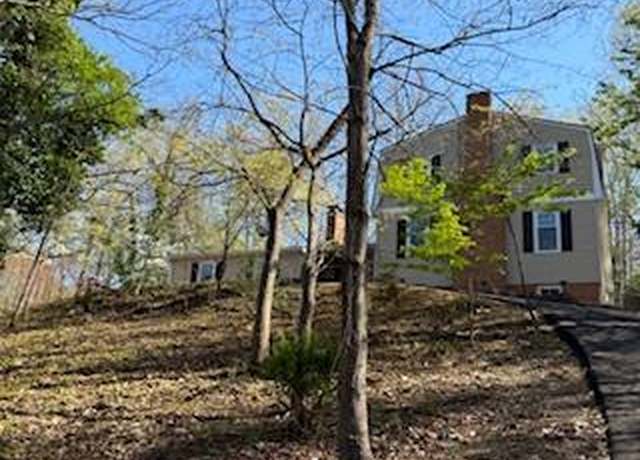 Property at 4937 Greenlee Rd SW, Roanoke, VA 24018, 5 beds, 3.5 baths