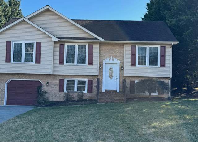 Property at 1410 North Mill Rd, Salem, VA 24153, 4 beds, 2.5 baths