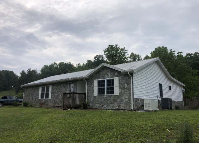 Property at 629 Paradise Ln SE, Floyd, VA 24091, 2 beds, 2 baths