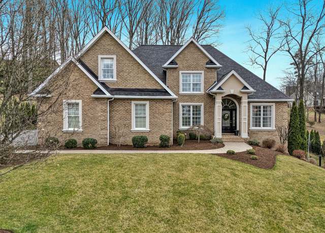 Property at 146 Stonewall Dr, Daleville, VA 24083, 5 beds, 4.5 baths