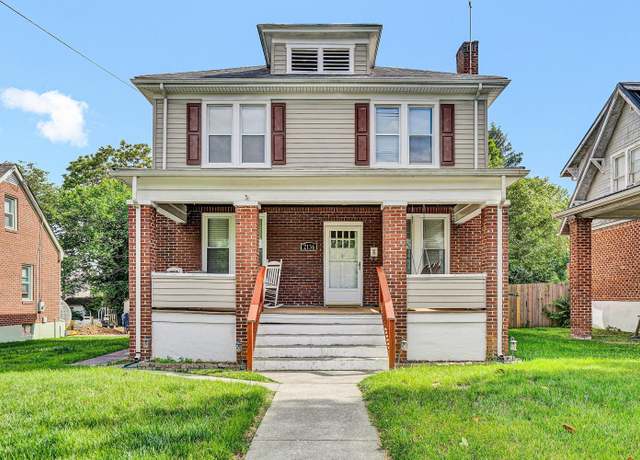 Property at 2136 Denniston Ave SW, Roanoke, VA 24015, 5 beds, 2 baths