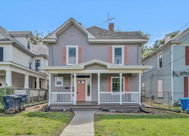 Property at 909 Highland Ave SE, Roanoke, VA 24013, 5 beds, 2 baths