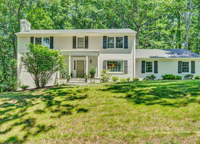 Property at 5227 Archer Dr SW, Roanoke, VA 24018, 4 beds, 3.5 baths