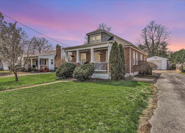 Property at 303 Goodwin Ave, Salem, VA 24153, 3 beds, 1 bath