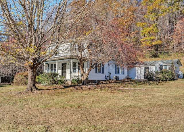 Property at 370 Rustic Ridge Rd, Stuart, VA 24171, 5 beds, 4 baths