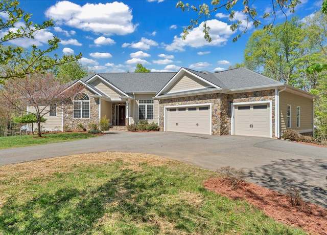 Property at 138 Binnacle Dr, Moneta, VA 24121, 3 beds, 4 baths