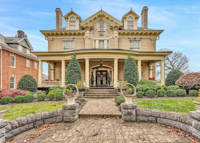 Property at 310 Washington Ave SW, Roanoke, VA 24016, 7 beds, 4.5 baths