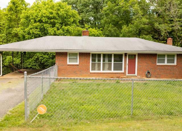Property at 212 Woodland Rd, Bassett, VA 24055, 3 beds, 1 bath