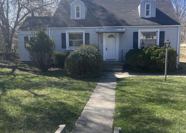 Property at 514 Westwood Blvd NW, Roanoke, VA 24017, 3 beds, 1 bath