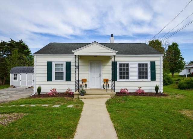 Property at 2810 Cannaday Rd NE, Roanoke, VA 24012, 2 beds, 1 bath