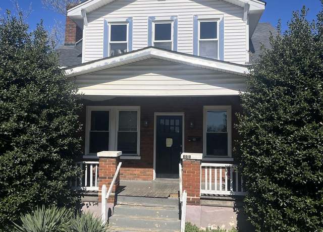 Property at 2816 10th St NW, Roanoke, VA 24012, 3 beds, 2 baths