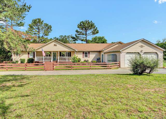 Property at 5461 Meadors Spur Rd, Moneta, VA 24121, 4 beds, 3 baths