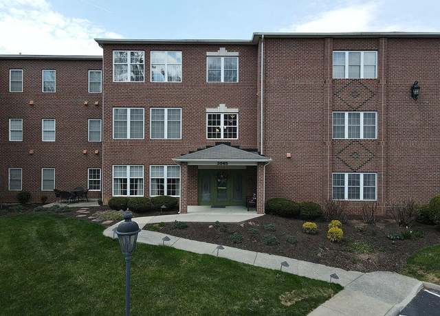 Property at 3045 Mcvitty Forest Dr #319, Roanoke, VA 24018, 2 beds, 2 baths
