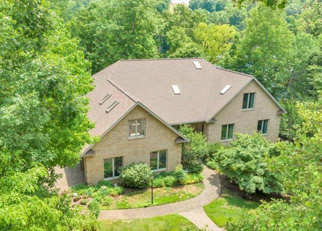 Property at 378 Lake View Pt, Glade Hill, VA 24092, 4 beds, 4.5 baths