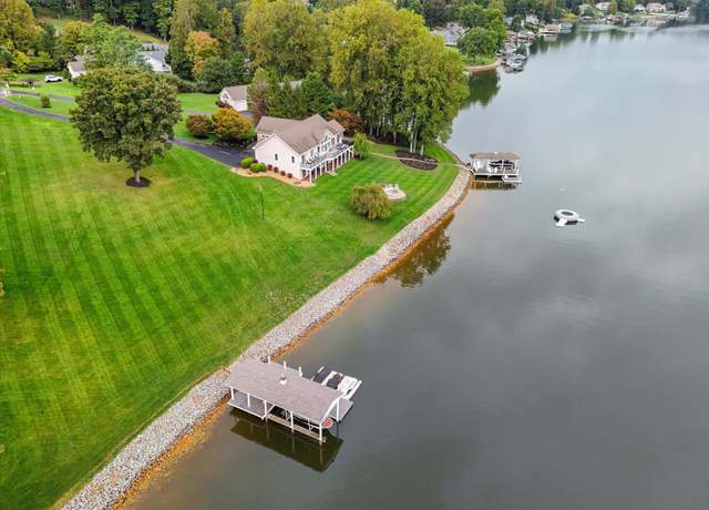 Property at 455 Sourwood Dr, Hardy, VA 24101, 5 beds, 3 baths