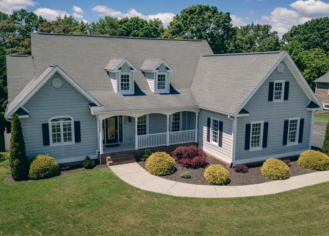 Property at 50 Hay Field Dr, Boones Mill, VA 24065, 4 beds, 3.5 baths