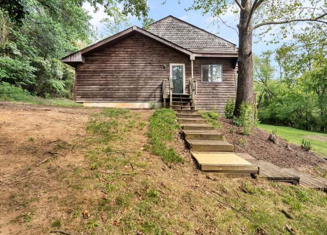 Property at 8646 Sanderson Dr, Roanoke, VA 24019, 3 beds, 2 baths