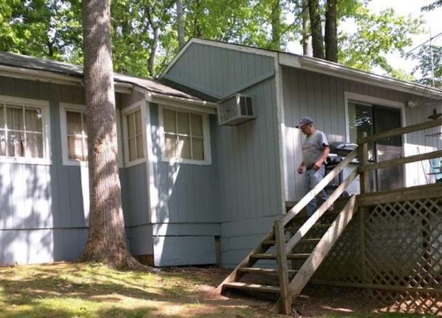 Property at 3097 Skyway Dr, Moneta, VA 24121, 1 bed, 1 bath