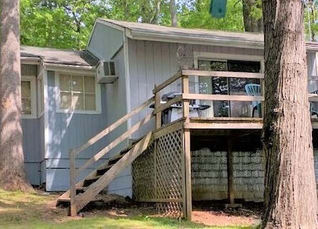 Property at 3097 Skyway Dr, Moneta, VA 24121, 1 bed, 1 bath