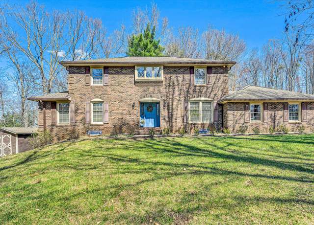 Property at 70 Belmont Dr, Rocky Mount, VA 24151, 4 beds, 2.5 baths