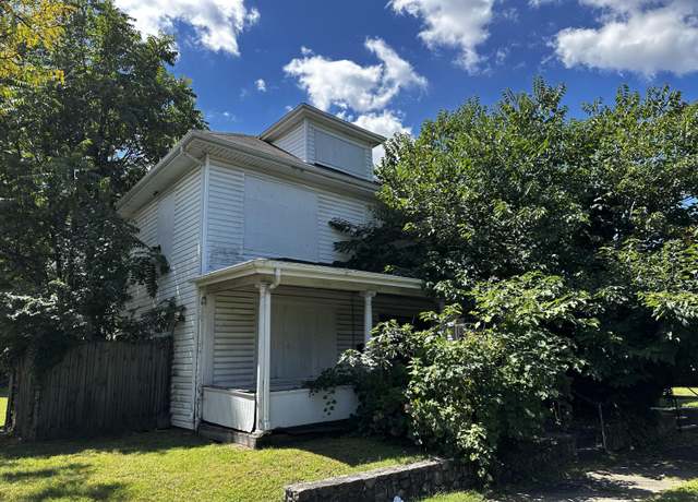 Property at 204 Wells Ave NW, Roanoke, VA 24016, 4 beds, 1 bath