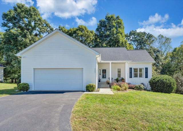 Property at 1087 Joffrey Dr, Huddleston, VA 24104, 2 beds, 2 baths