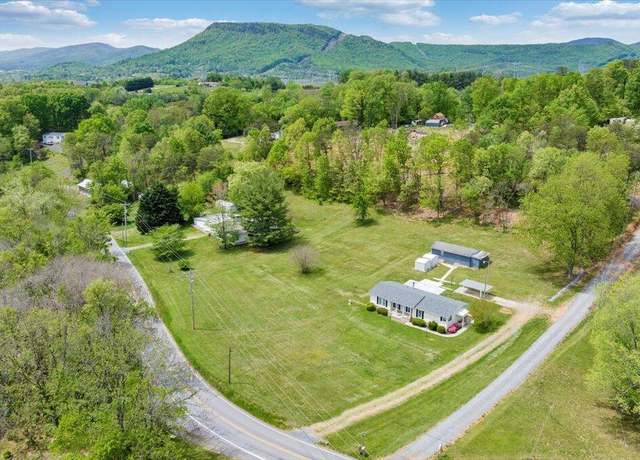 Property at 303 Coaling Rd, Troutville, VA 24175, 3 beds, 2 baths
