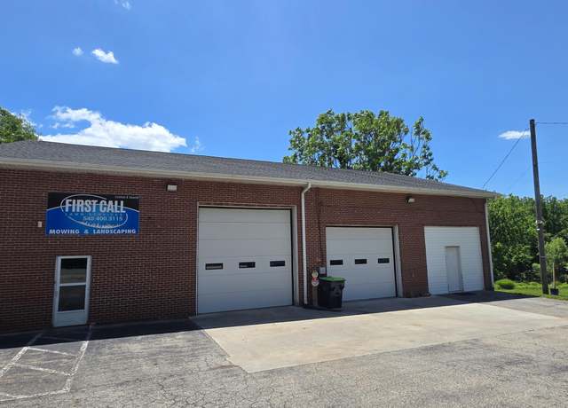 Property at 5090 Old Franklin Tpke, Glade Hill, VA 24092, 2 beds, 2 baths