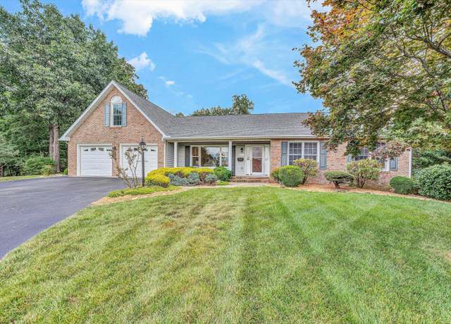 Property at 1941 Springmill Rd, Salem, VA 24153, 4 beds, 3 baths