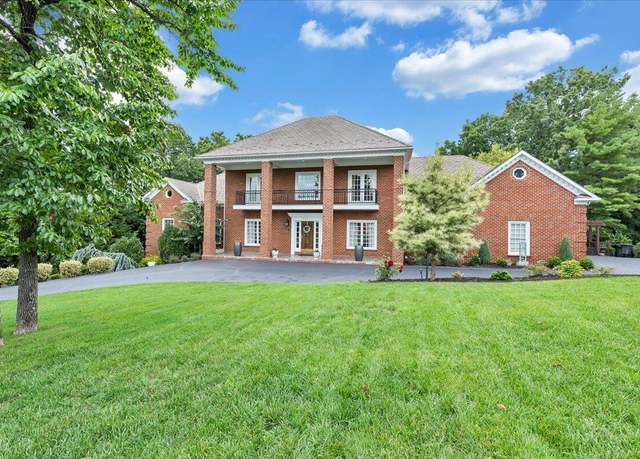 Property at 5325 Fox Ridge Rd, Roanoke, VA 24018, 6 beds, 5 baths