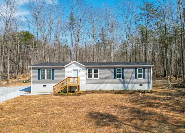 Property at 1381 Moccasin Path Trl, Huddleston, VA 24104, 3 beds, 2 baths