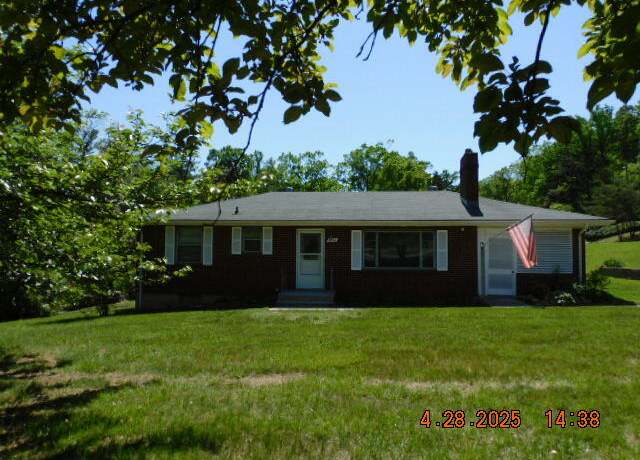 Property at 8538 Belle Haven Rd, Roanoke, VA 24019, 3 beds, 1 bath