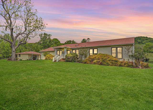 Property at 1812 Mountain View Rd Unit & 1816, Vinton, VA 24179, 3 beds, 3 baths