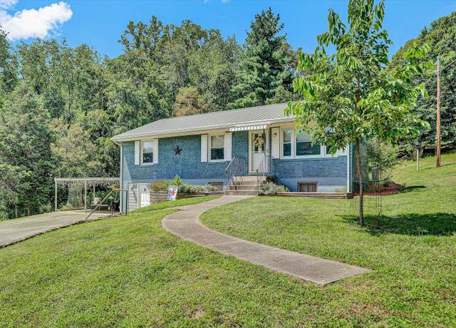 Property at 2332 Rutrough Rd SE, Roanoke, VA 24014, 3 beds, 2 baths