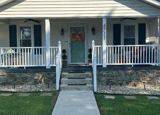 Property at 4711 Surrey Ave NW, Roanoke, VA 24017, 3 beds, 2 baths
