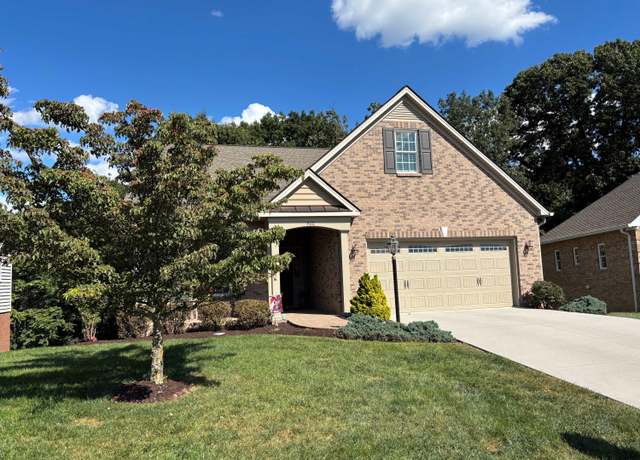 Property at 460 Deer Run Cir, Salem, VA 24153, 3 beds, 3 baths