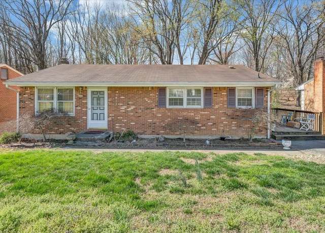 Property at 822 Brownwood Dr NW, Roanoke, VA 24017, 3 beds, 1 bath