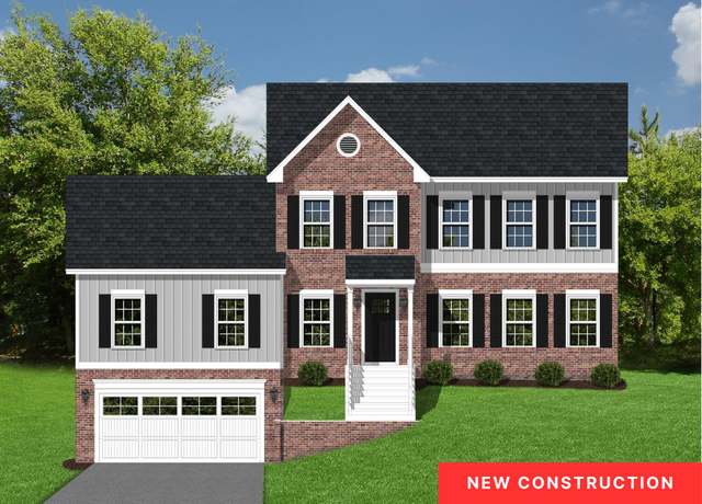 Property at 4120 Berkeley Place Dr, Roanoke, VA 24018, 6 beds, 3.5 baths