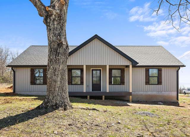 Property at 1050 Quaker Church Rd, Bedford, VA 24523, 3 beds, 2 baths