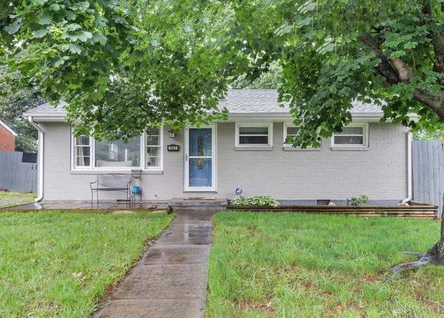 Property at 3023 Birchlawn Ave NW, Roanoke, VA 24012, 3 beds, 1 bath