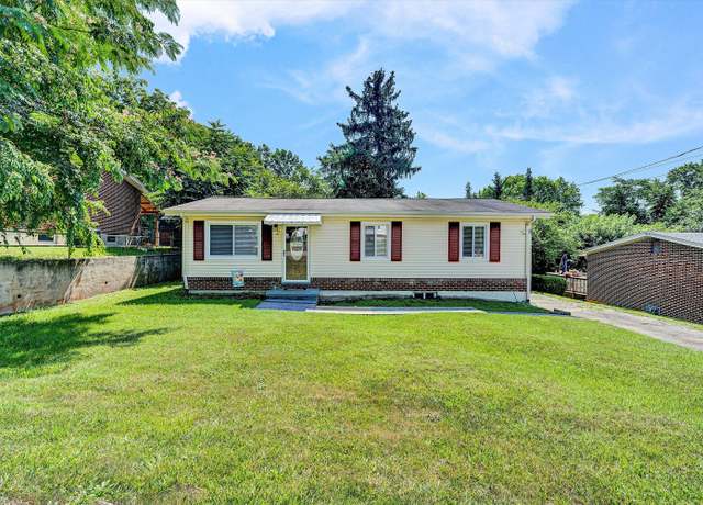 Property at 386 Koogler Dr NW, Roanoke, VA 24017, 3 beds, 1 bath