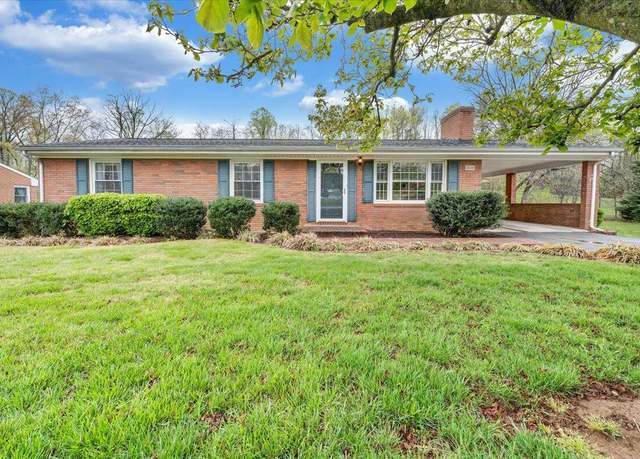 Property at 4580 Cresthill Dr, Roanoke, VA 24018, 4 beds, 2.5 baths