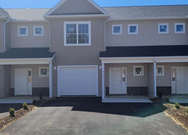 Property at 6140 Warren Newcomb Dr, Fairlawn, VA 24141, 3 beds, 2.5 baths
