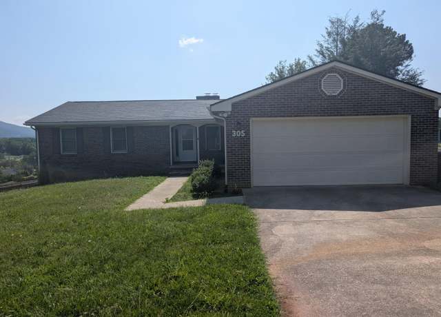 Property at 305 N Preston Rd, Vinton, VA 24179, 3 beds, 3 baths