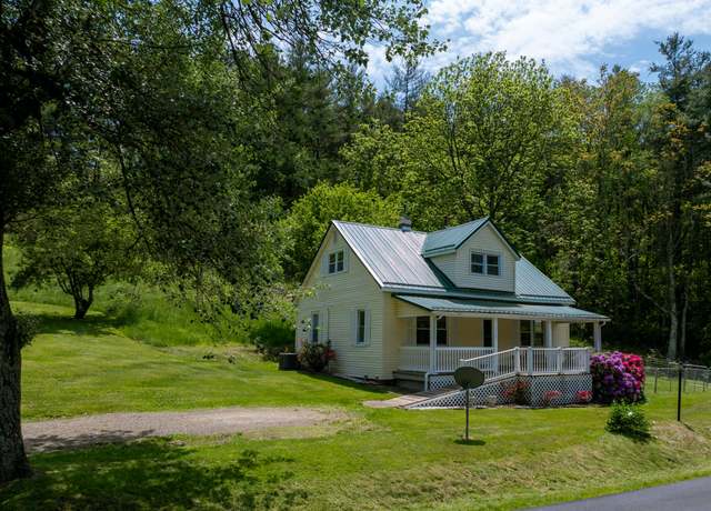 Property at 3512 Conner Grove Rd SW, Willis, VA 24380, 4 beds, 1 bath