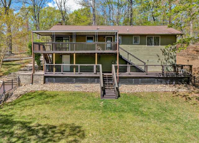 Property at 202 Sherwood Dr, Huddleston, VA 24104, 3 beds, 2 baths