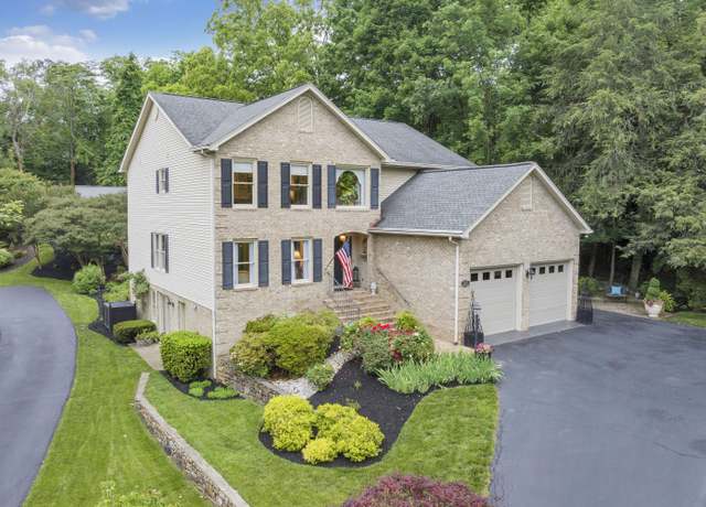 Property at 3507 Dogwood Ln SW, Roanoke, VA 24015, 6 beds, 3.5 baths